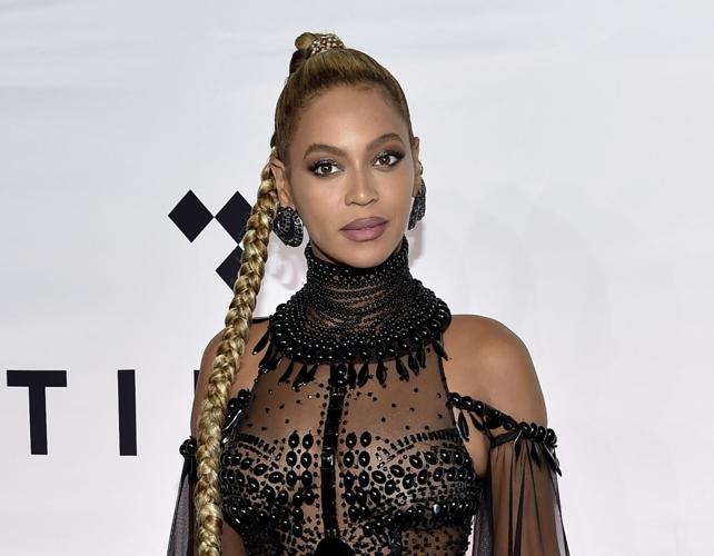 Beyoncé Wishes Fans Happy Valentine's Day in Lace Cowboy Look