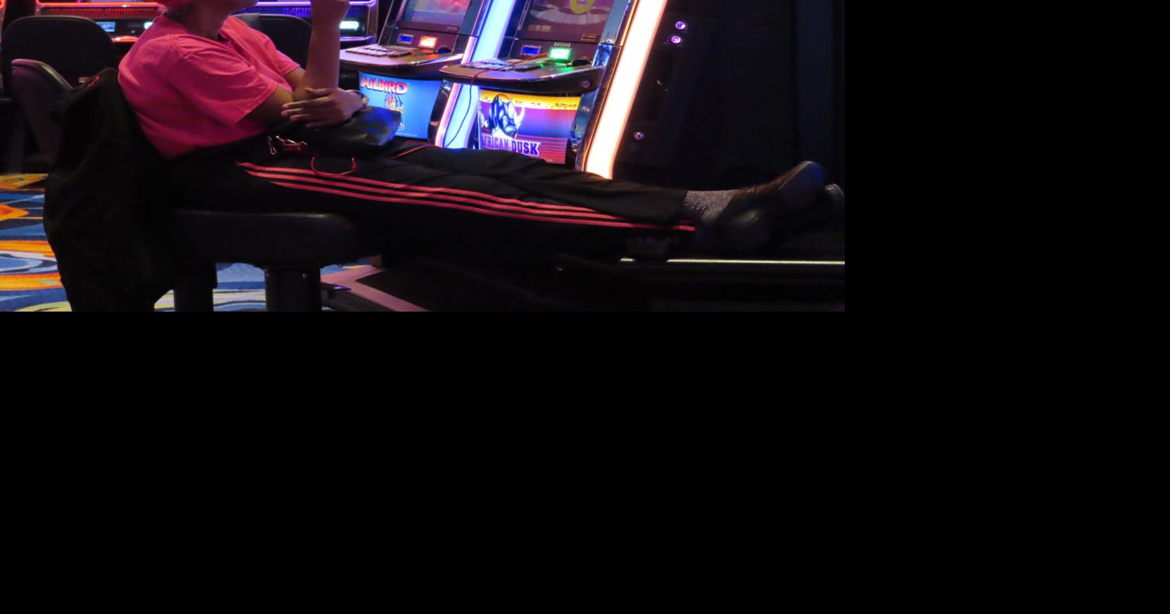 Could outdoor gambling satisfy smokers and casino workers