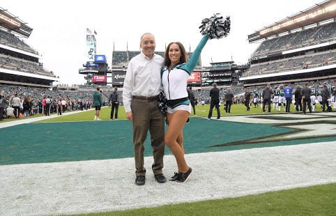 Tribune sportswriter and his daughter have the Eagles covered