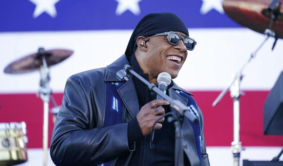Stevie Wonder, Common Team for Cancer Fundraising TV Specials | Entertainment Stevie Wonder, Common Team for Cancer Fundraising TV Specials | Entertainment