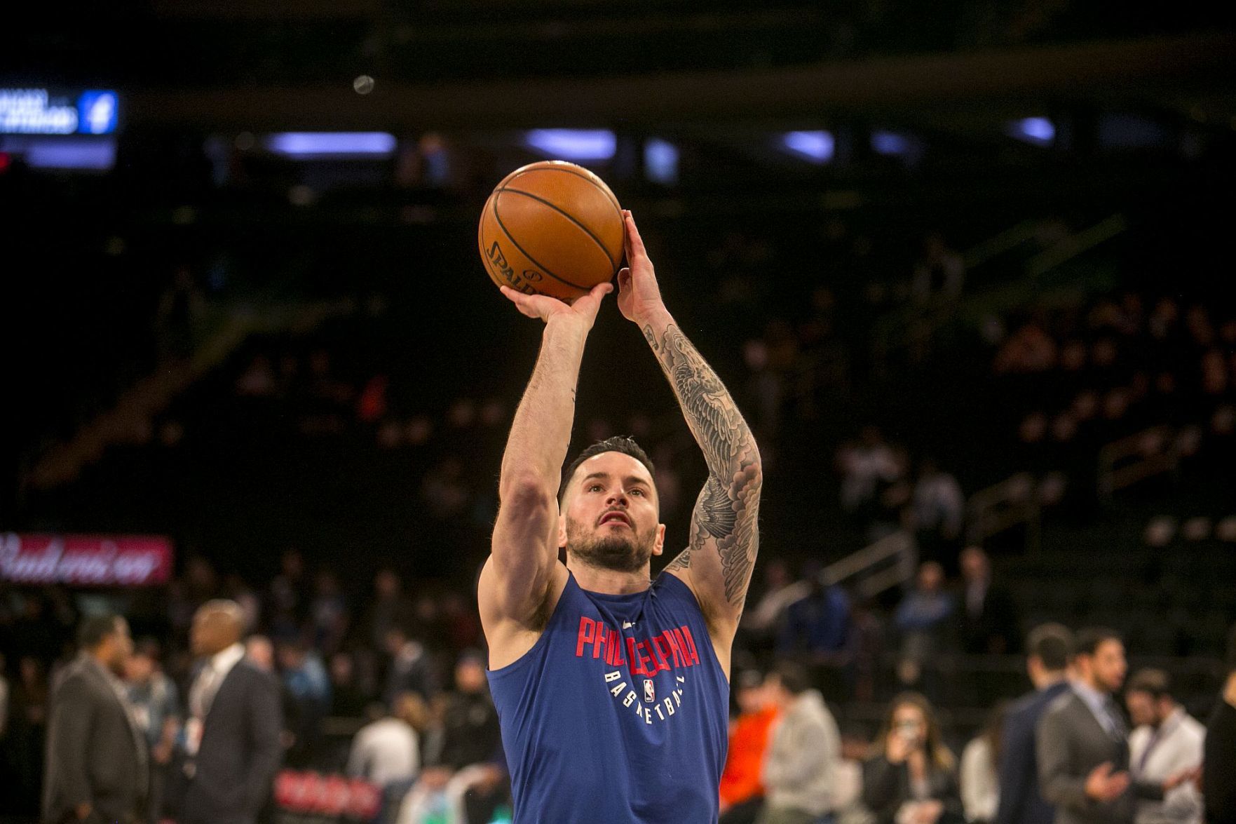 j j redick may be the nbas most meticulous player basketball jj reddick shooting form