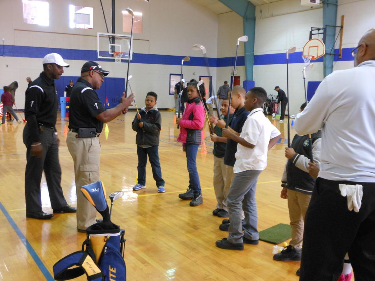 Wissahickon Boys And Girls Club Youth Given Golf Instruction Phillytrib Com