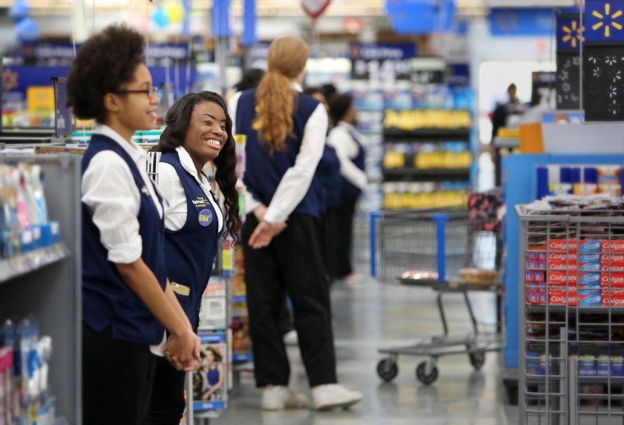 Walmart tests store workers delivering online orders News