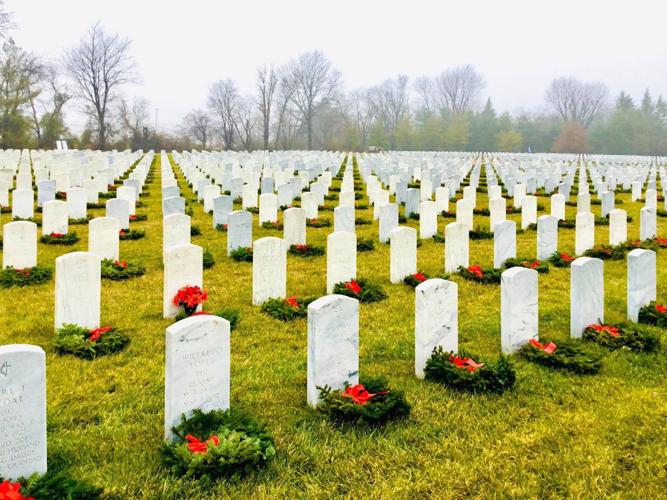 Iota Phi Theta Fraternity Inc. honors vets during 'Wreaths Across