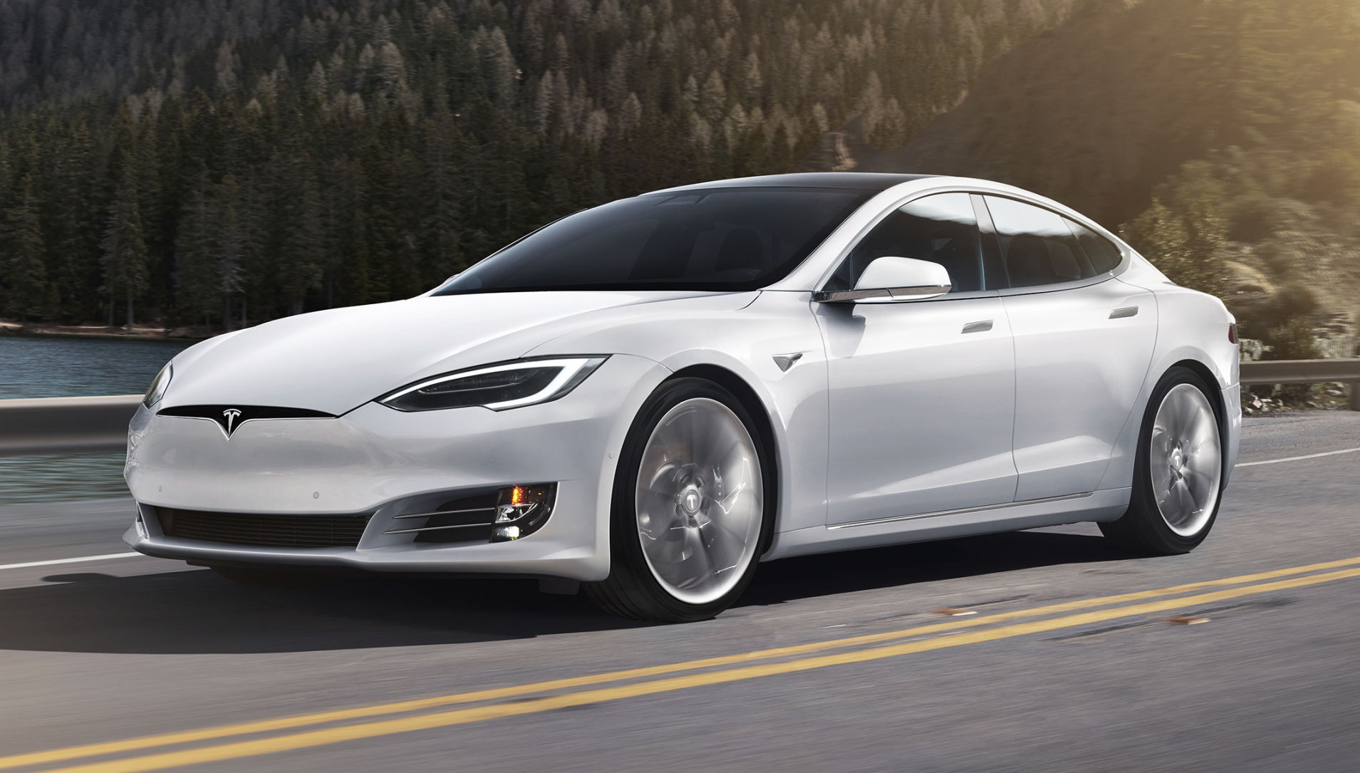 Longest distance deals tesla