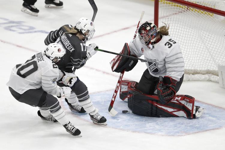 A shot at history: Illinois State Women's Ice Hockey Club skates through  inaugural season - News - Illinois State