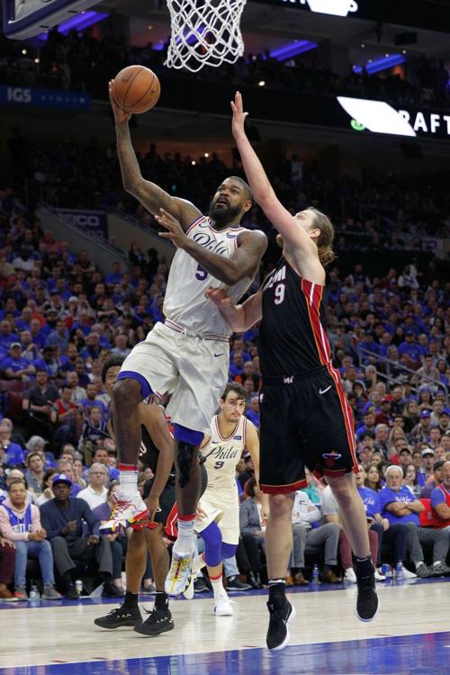 Sixers Power Forward Center Amir Johnson Wins Nba Hustle Award