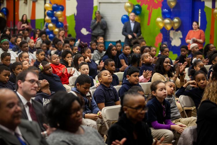 Philly School District report shows it misses the mark on performance
