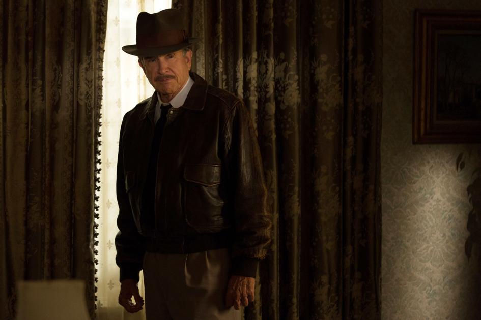 'The Pro' does it all in Howard Hughes film ...