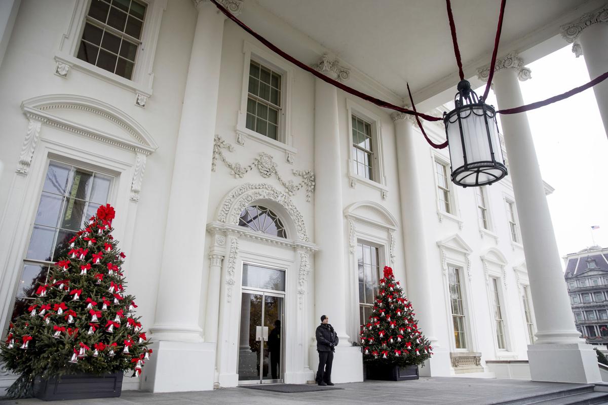 White House Christmas theme 'The Gift of the Holidays' Entertainment