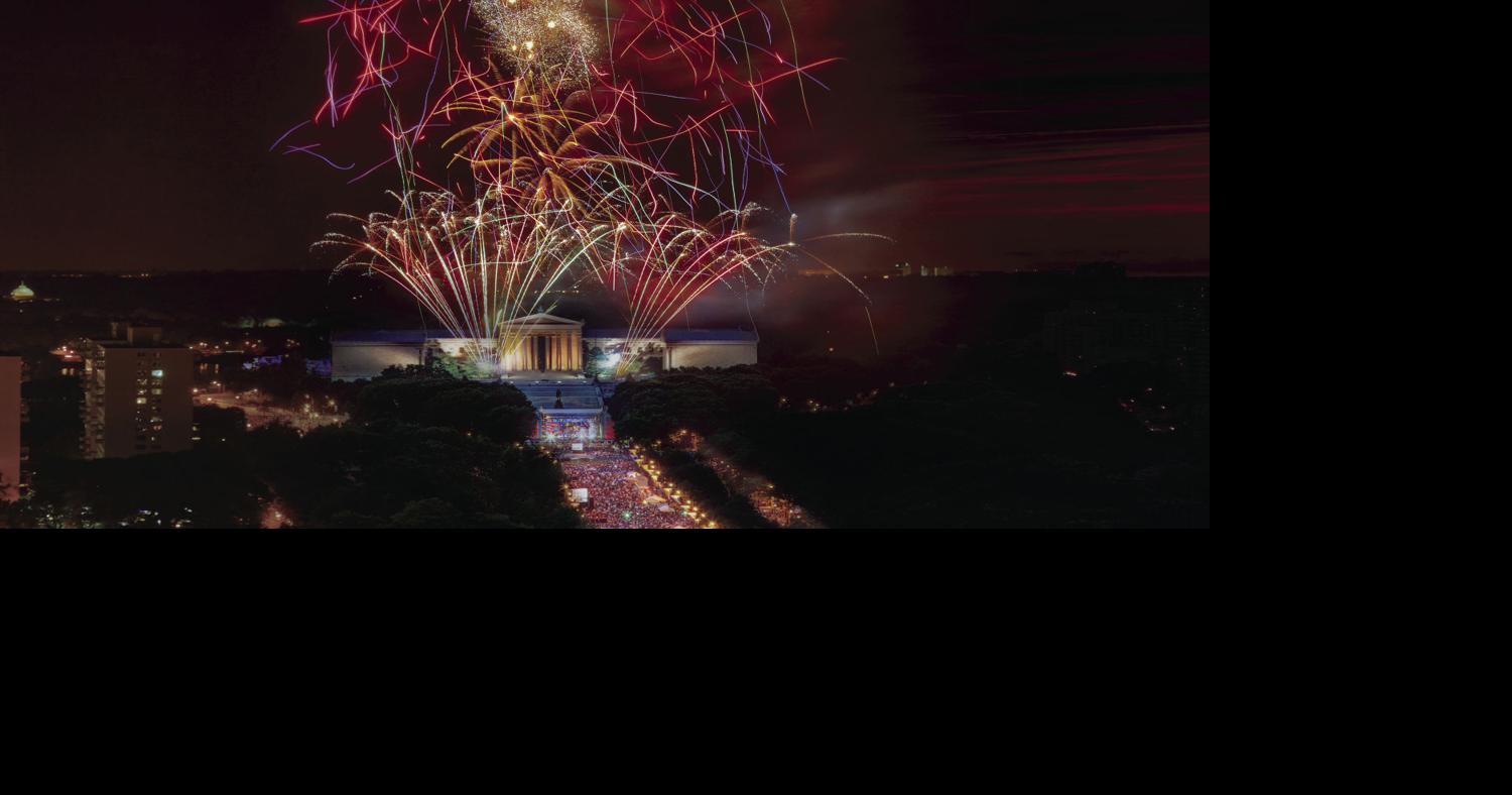 Photo: Fireworks for World Series placed on roof of Citizens Bank Park in  Philadelphia - PHI2009110105 