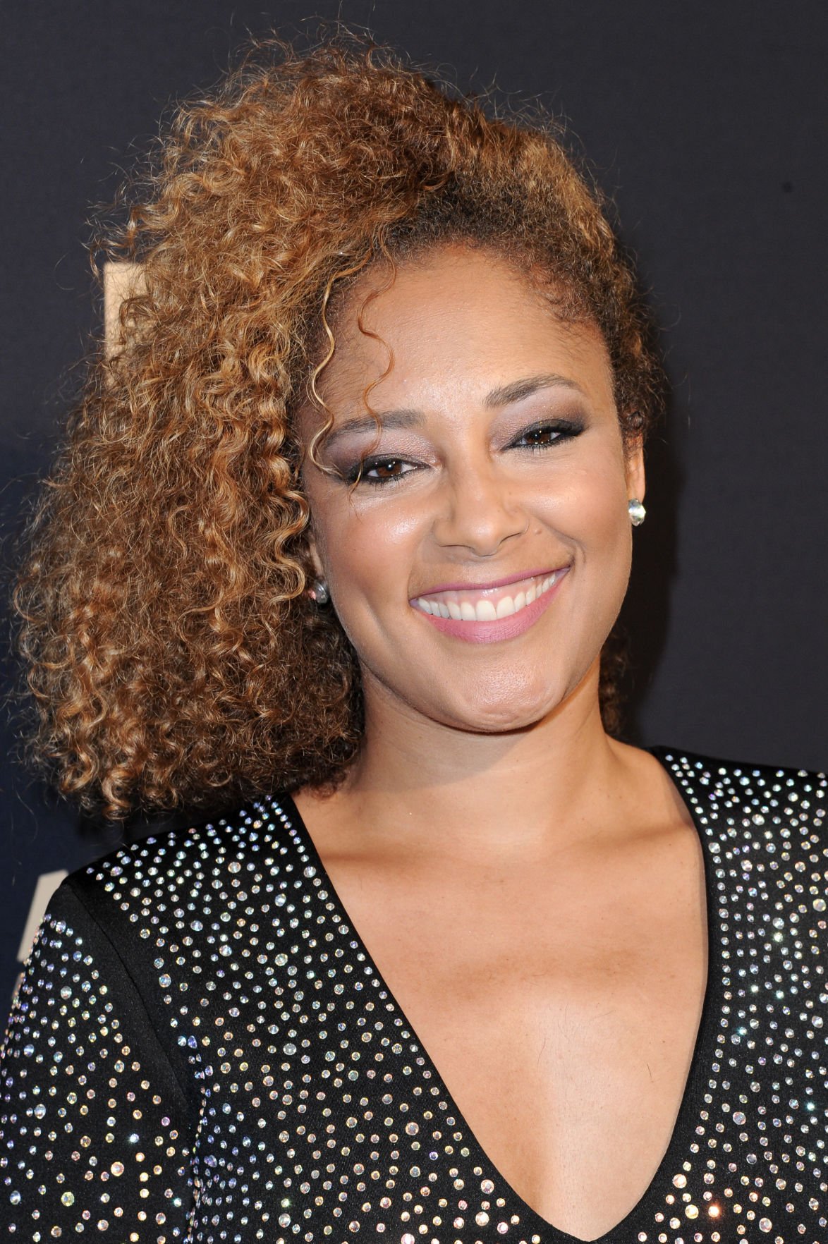 Comedian Amanda Seales Adds Philly Radio Host To Her Resume ...