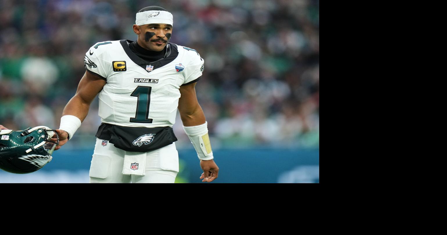 Jalen Hurts isn't the first NFLer with blood clots. But here's what makes his diagnosis different, according to doctors
