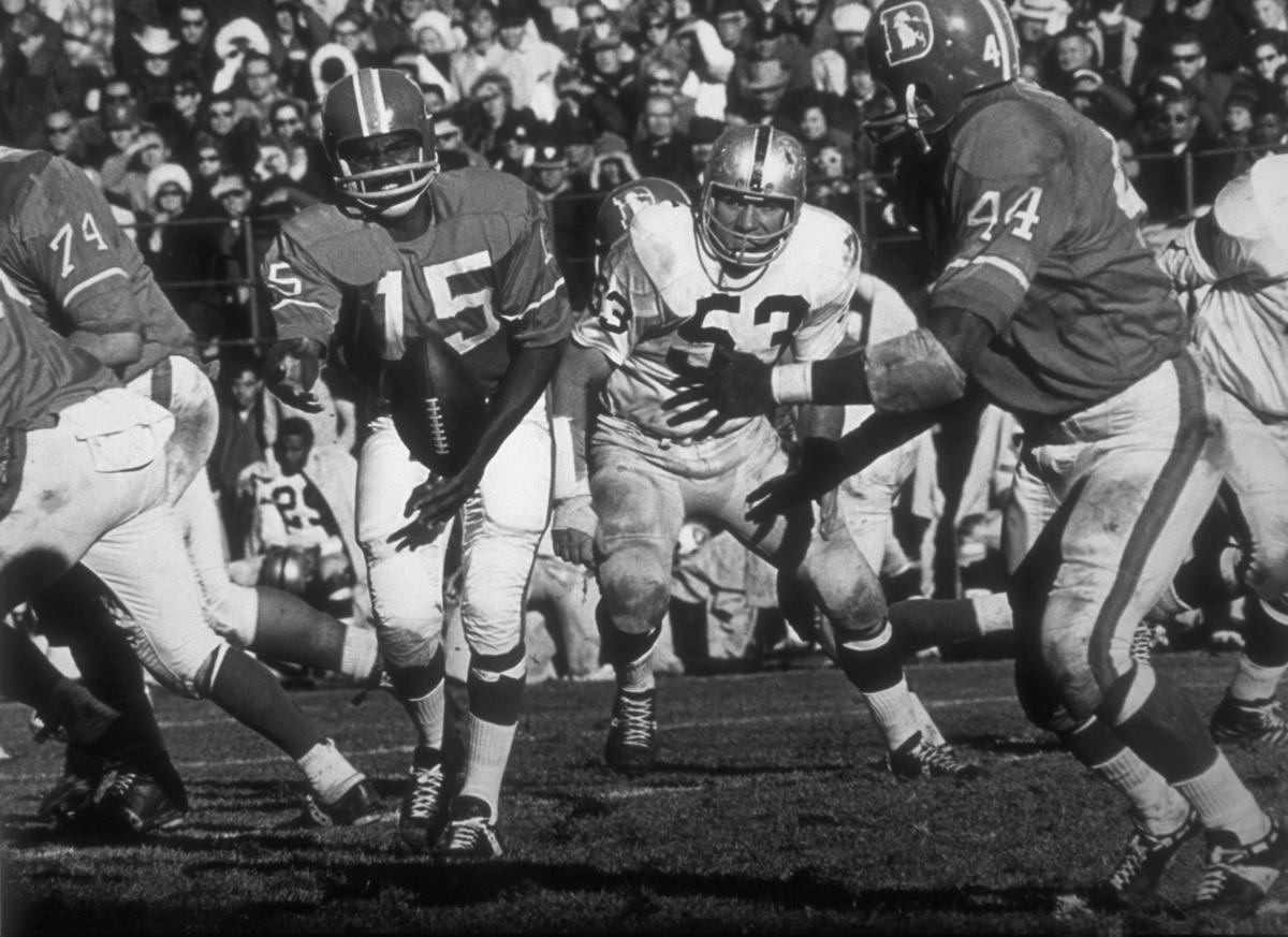 Marlin Briscoe reflects on days as pioneering quarterback Sports