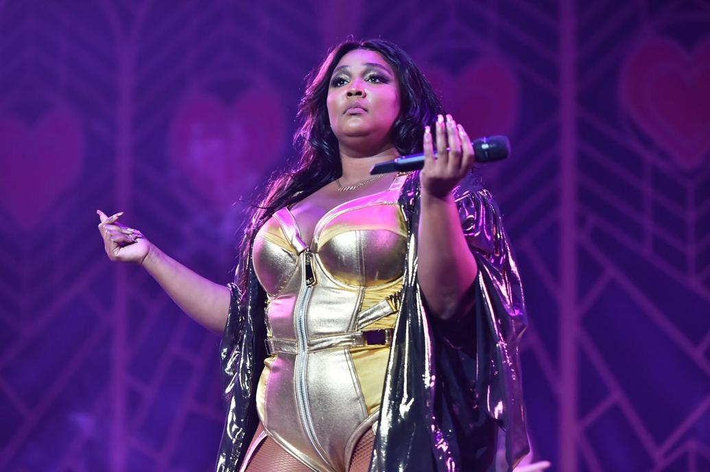 Lizzo Says Shes Quitting Twitter Music