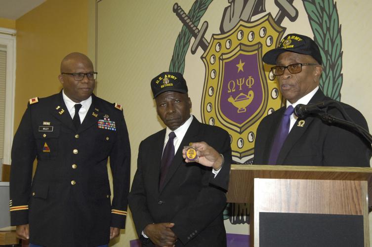 QueVets Celebrate Veterans Day | Lifestyle | phillytrib.com