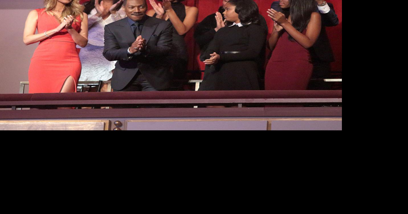 Eddie Murphy receives top US humor prize at Kennedy Center