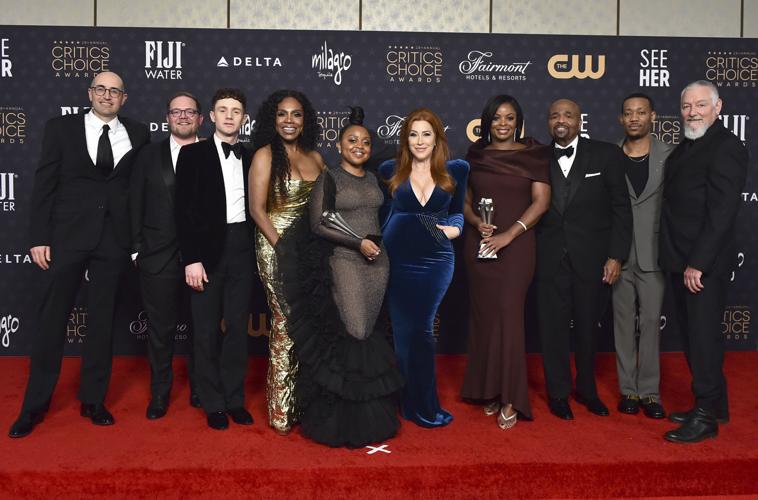 Critics' Choice Awards: Brendan Fraser, Amanda Seyfried on Red Carpet