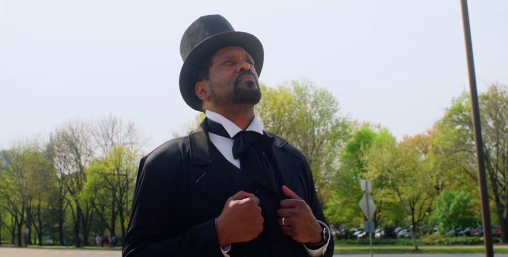 Lindsay Smiling stars as a Black Foundling Father in 'The American Play ...