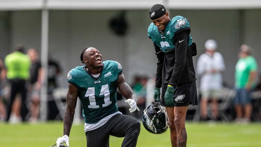 Eagles' Twitter page asks fans to pick an all-time wide receiver core