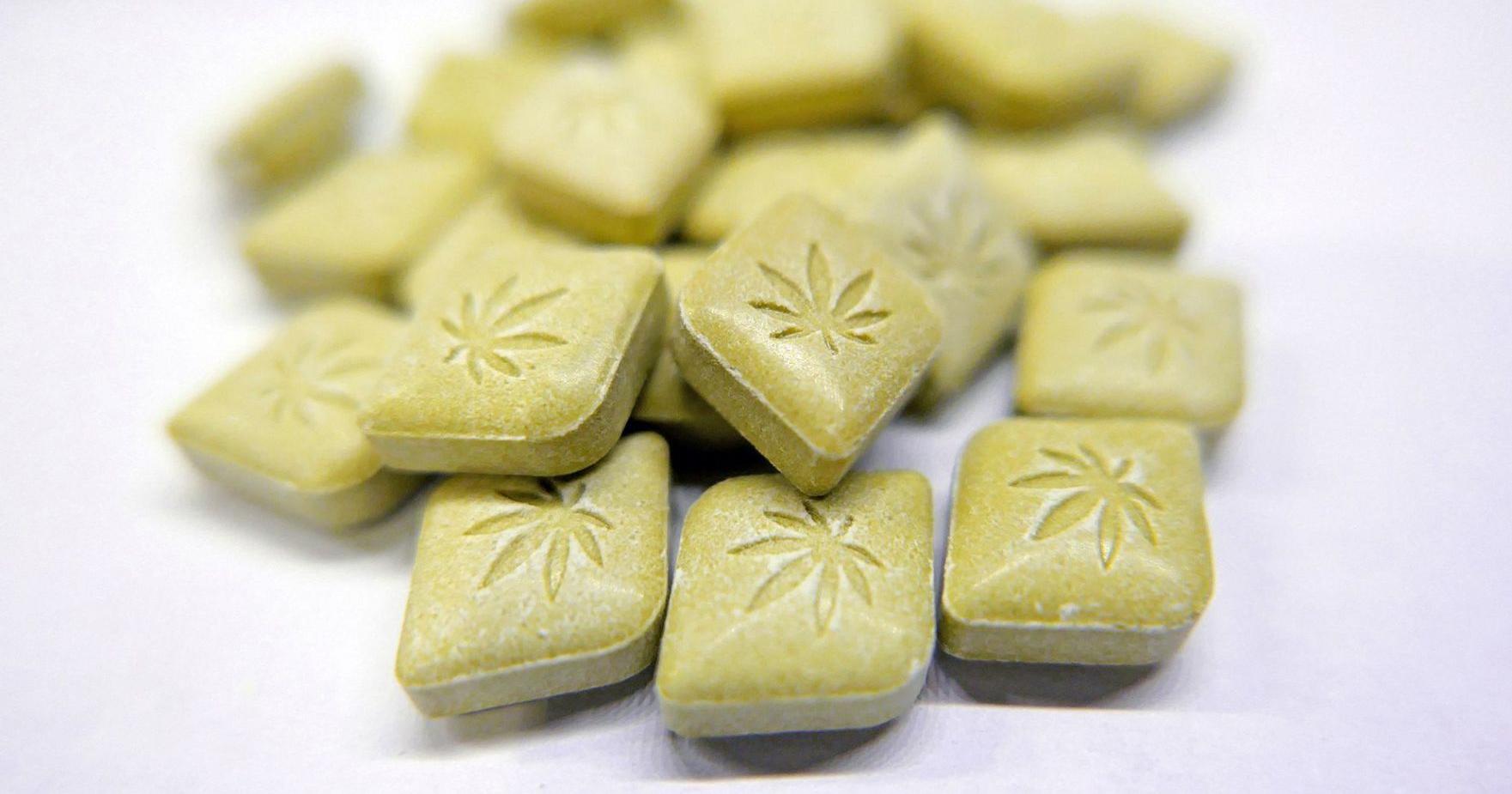 Replacing alcohol with weed is a growing trend in the U.S. - Vimarsana News