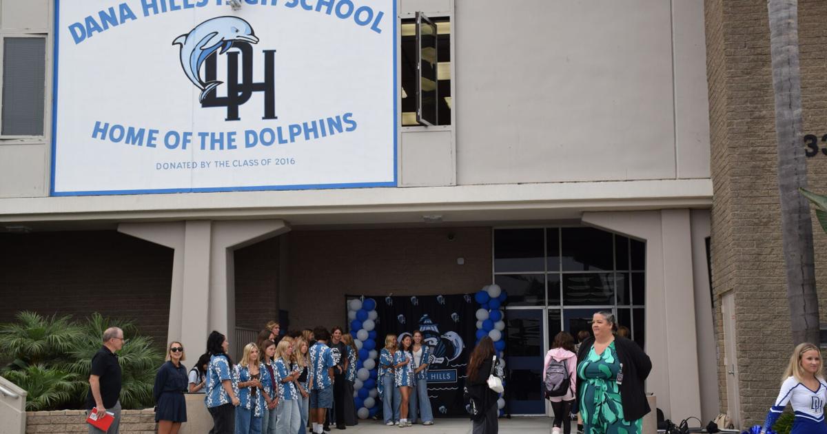 Dana Hills High Welcomes Back Students for New Year