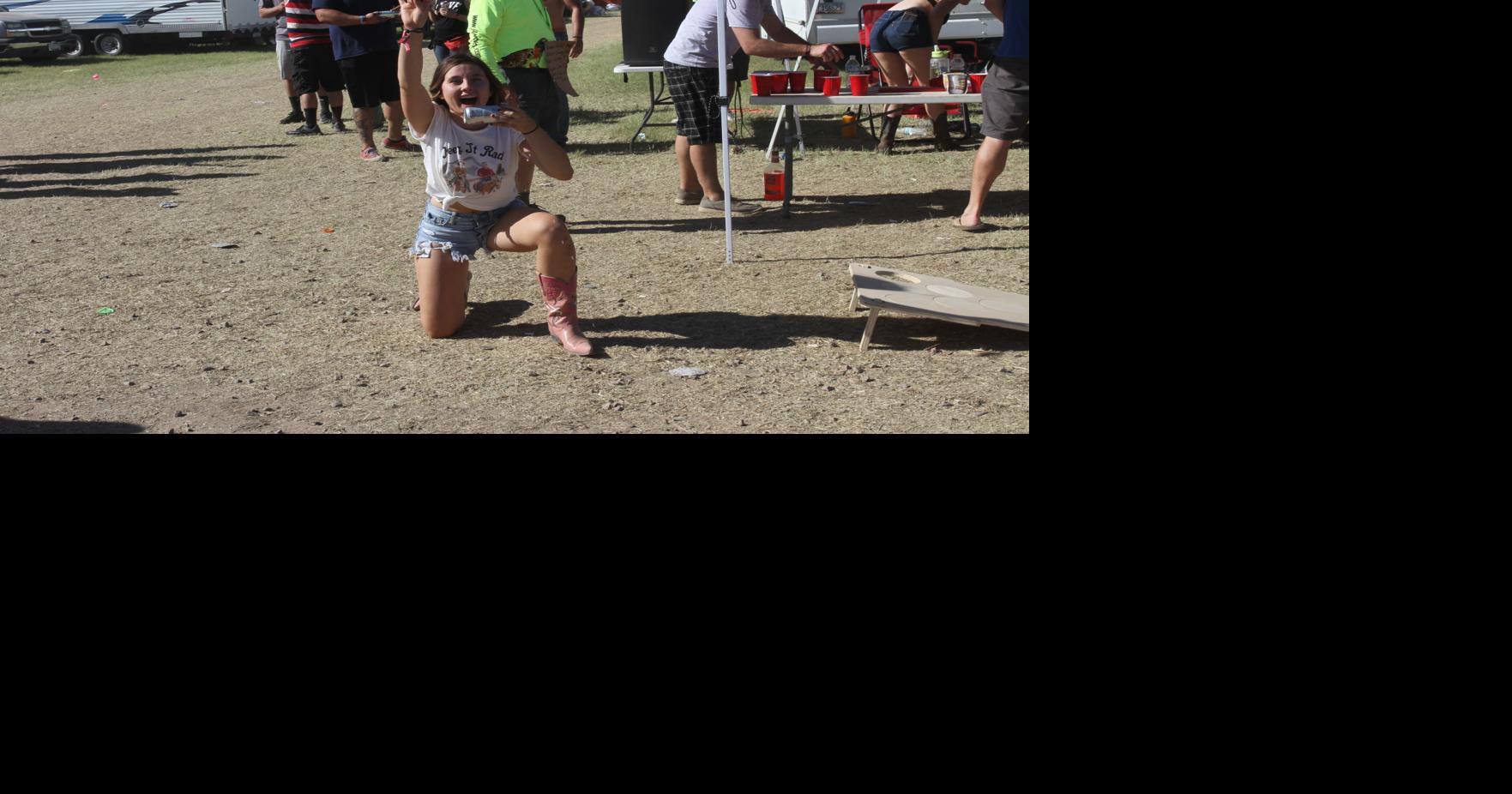 Country Thunder camping