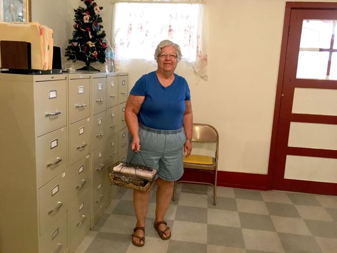 Volunteers happy to help at Stanfield Medical Clinic Area News