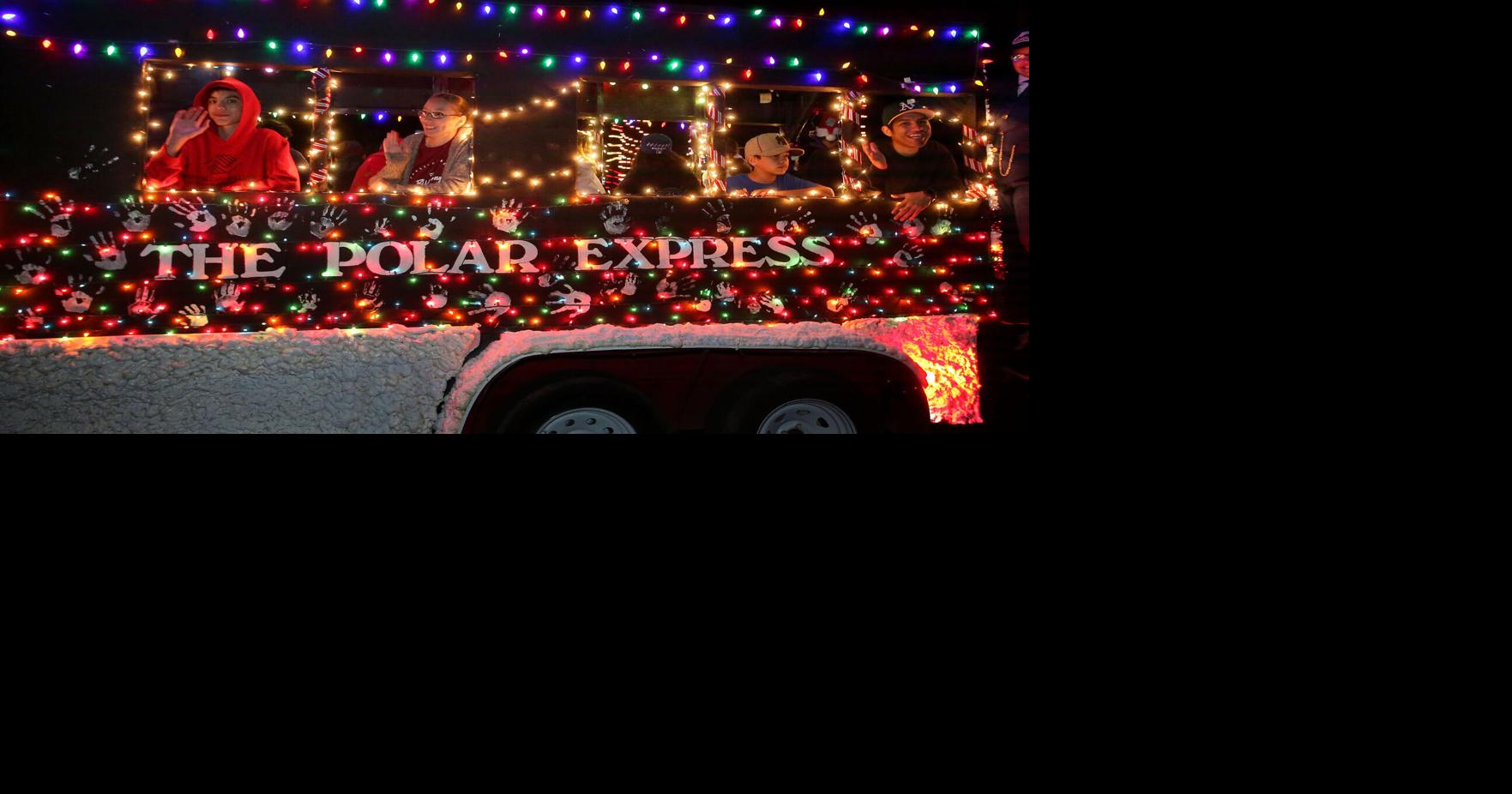 Coolidge prepares for Christmas at the Park, light parade