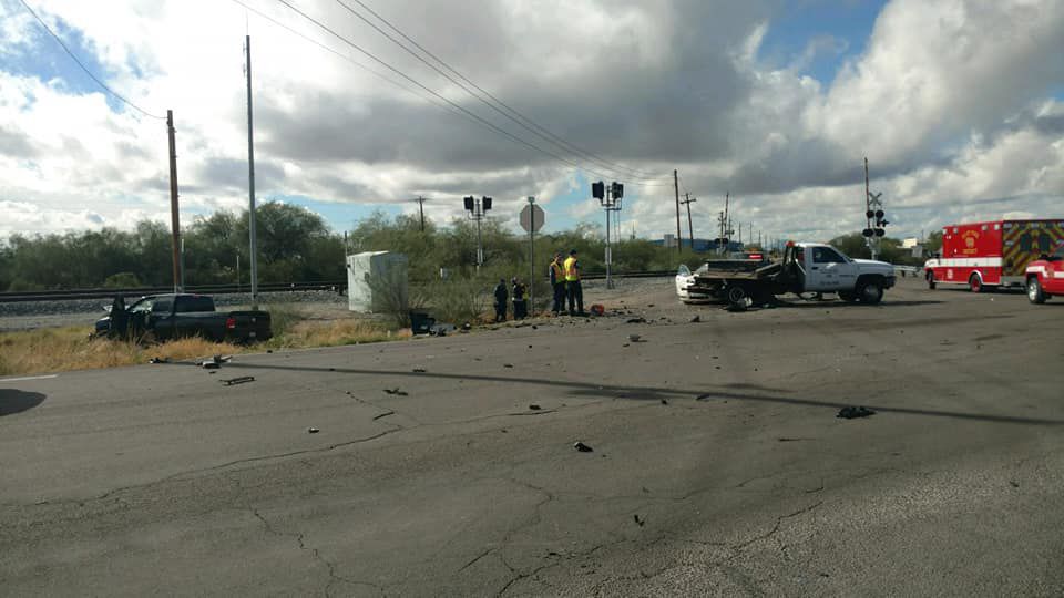 Eloy crash closes intersection News