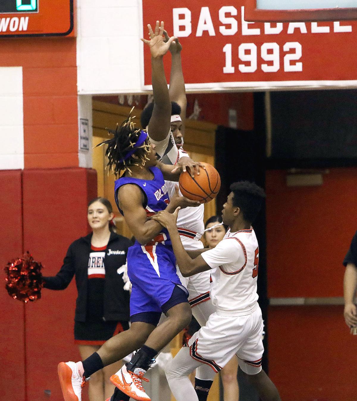 010720-Florence-CoolidgeHoops19.jpg