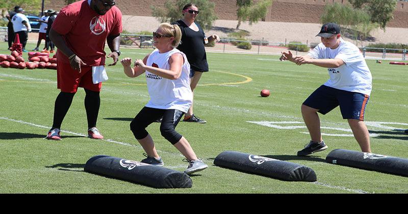 Even Moms Can Run Drills Learn Skills At Cardinals Youth Football Camp Arizona And National Sports Pinalcentral Com