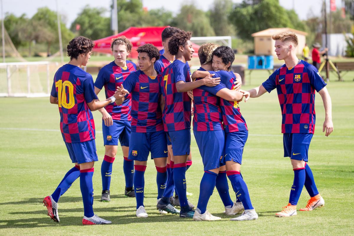 Players From Cg S Barca Academy Get Creative Training At Home