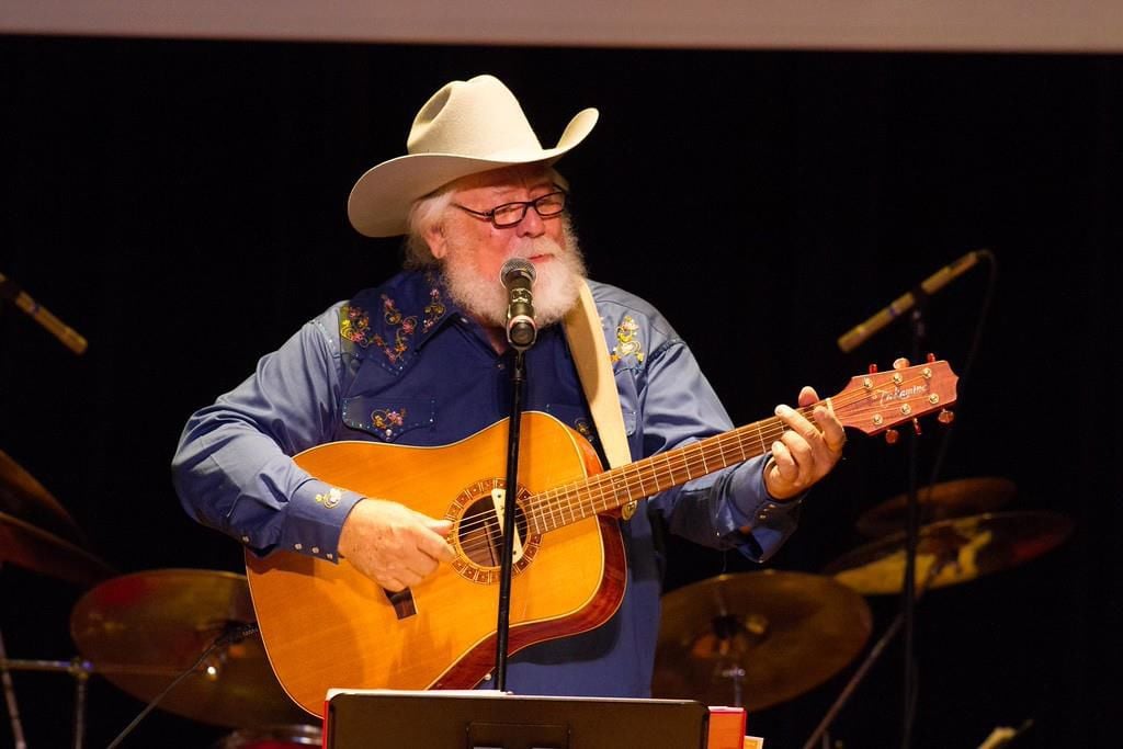 Vietnam turned Ed Gary's hair white, but his country music voice