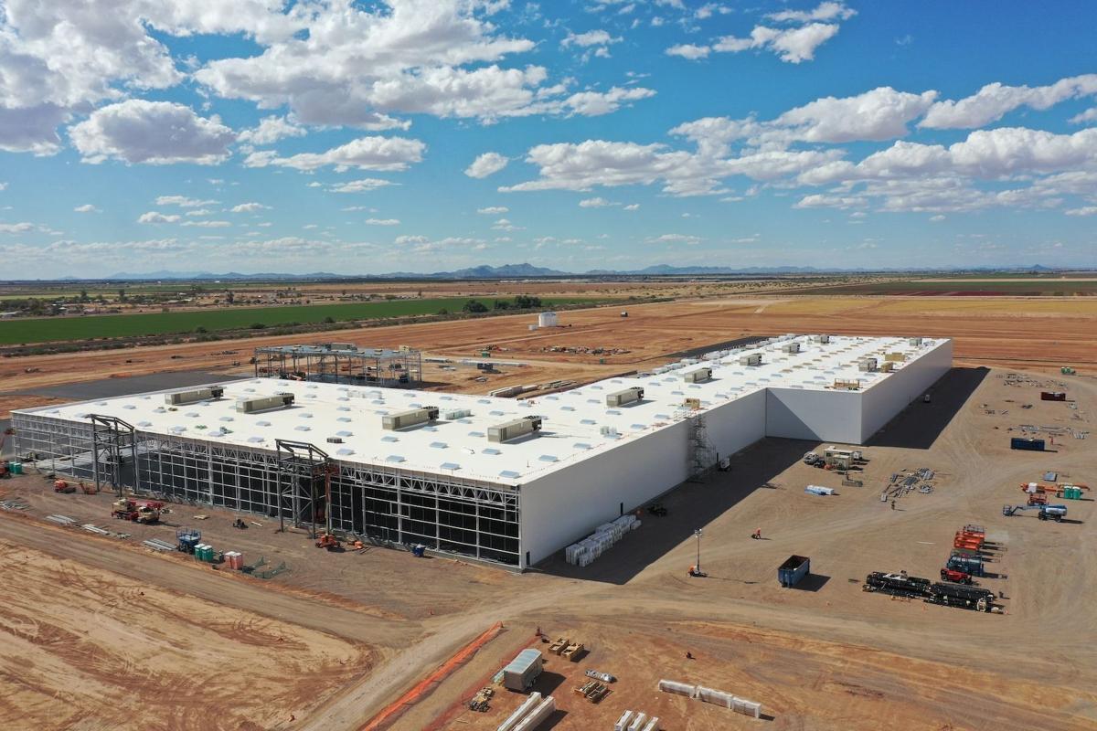 Nikola updates progress on Coolidge plant, expands hydrogen network