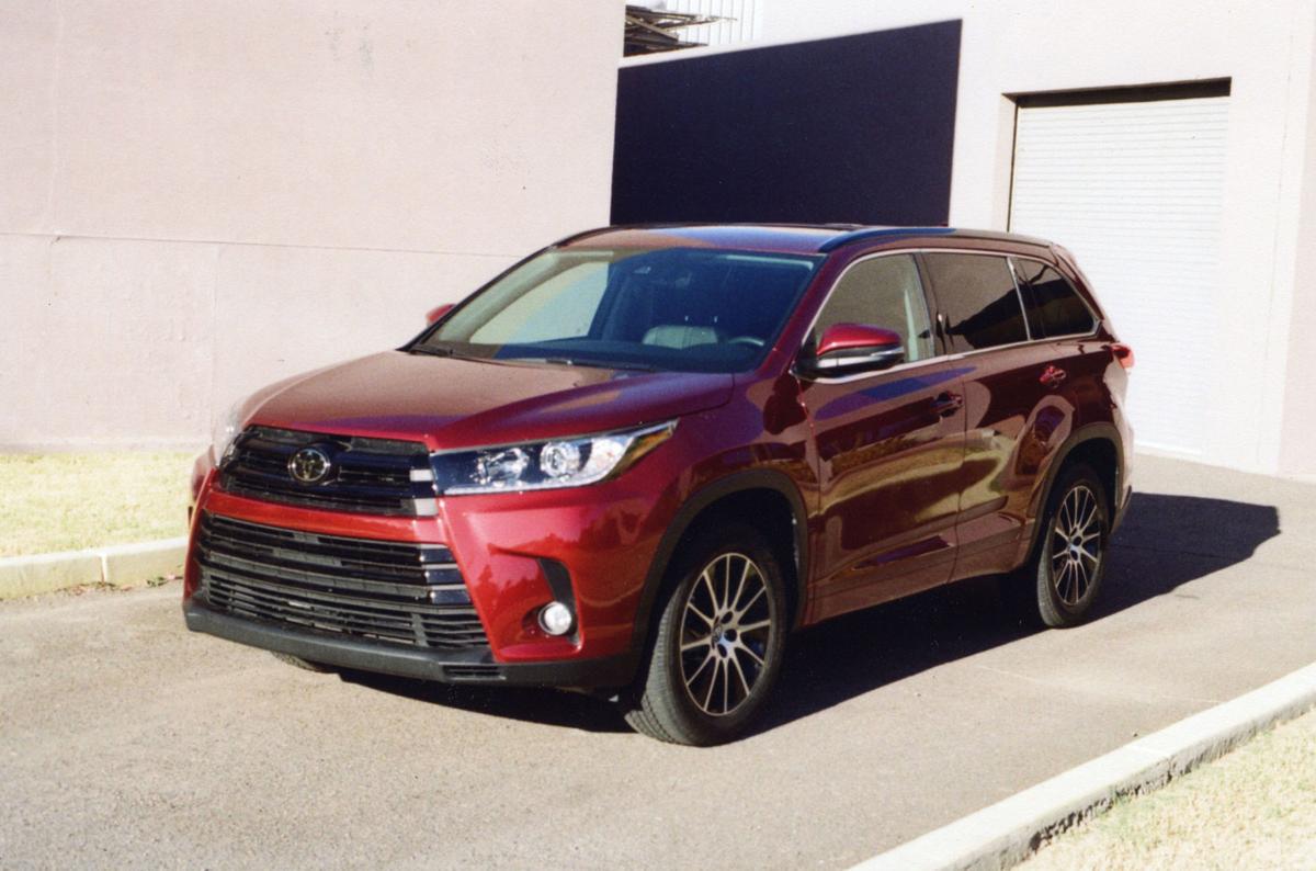Toyota Highlander And Lexus Rx 350 Business Pinalcentral Toyota Highlander And Lexus Rx 350