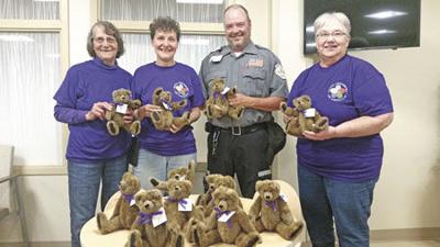 Teddy bears given to Mora hospital
