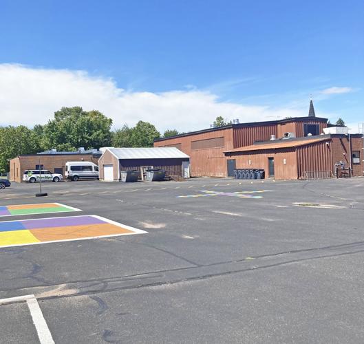 Elementary school experiencing structural and mechanical issues Pine