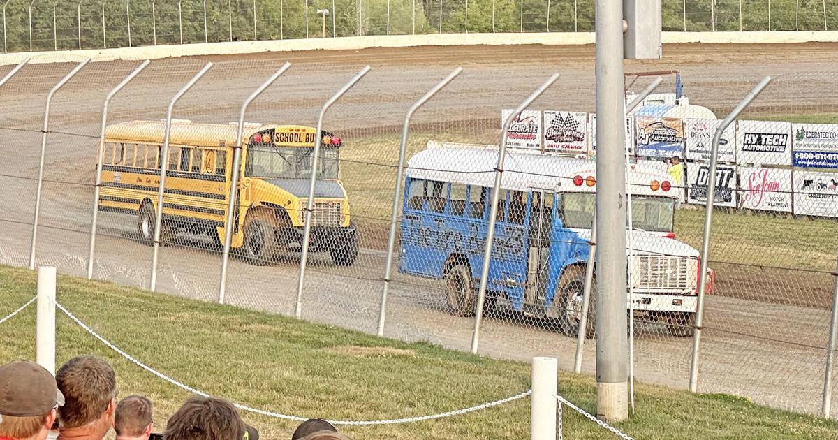 School bus races | Communities | pinecountynews.com