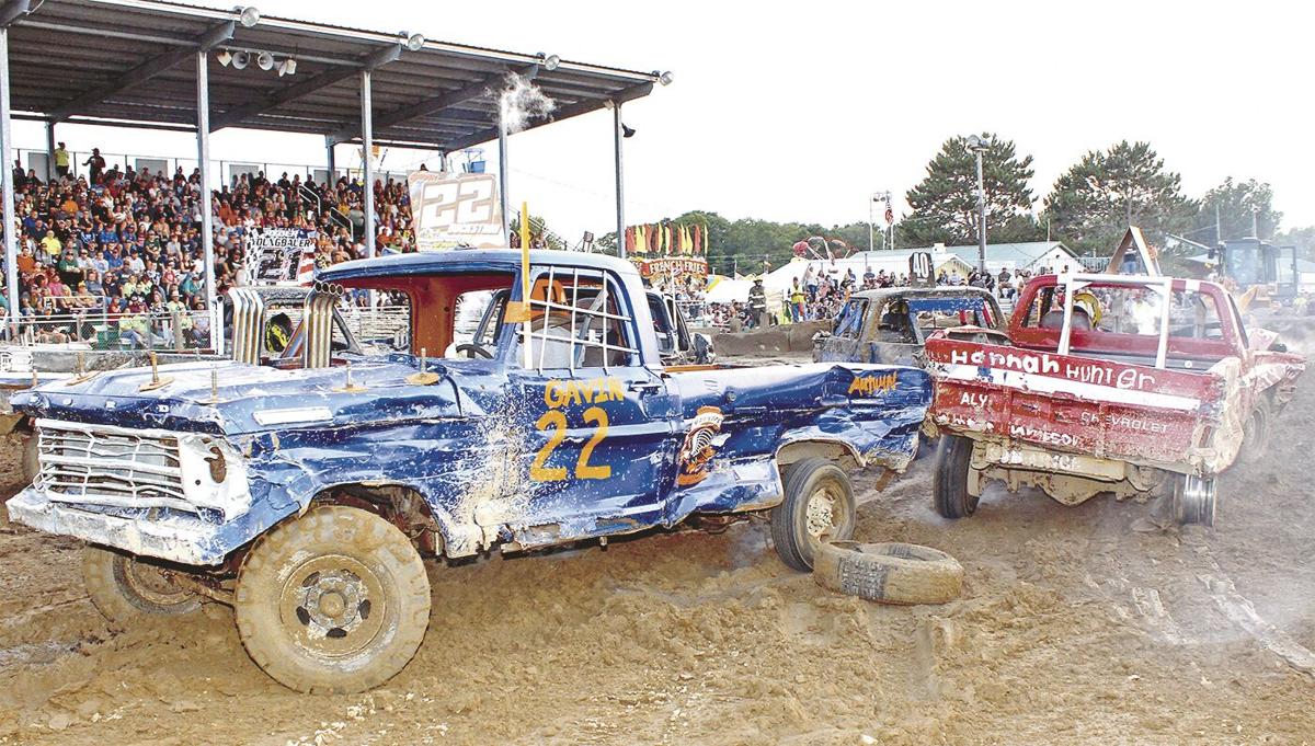 Pine County Fair demo derby roars back into action | Pine City Pioneer