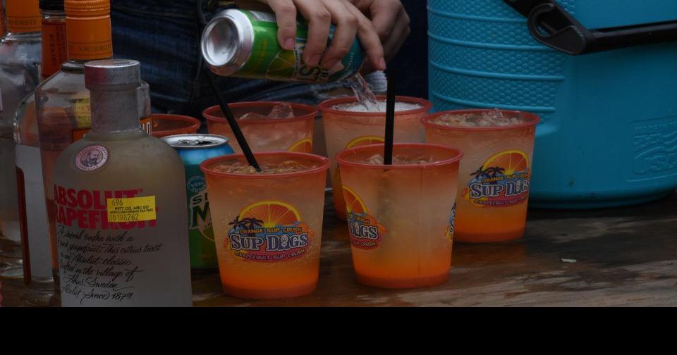 Sup Dogs, Barstool to host Best Bar party Arts & Entertainment