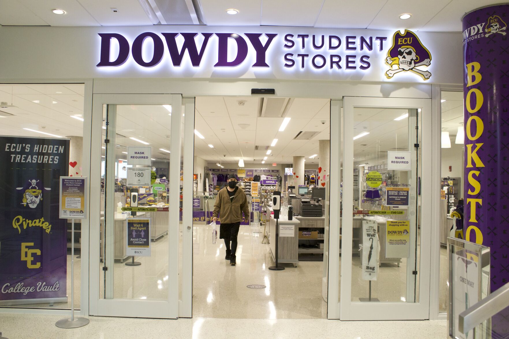 Barnes and Noble College prepares to operate Dowdy Student Stores