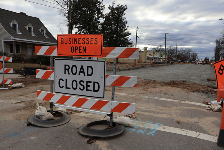 Dickinson avenue construction resumes after pause