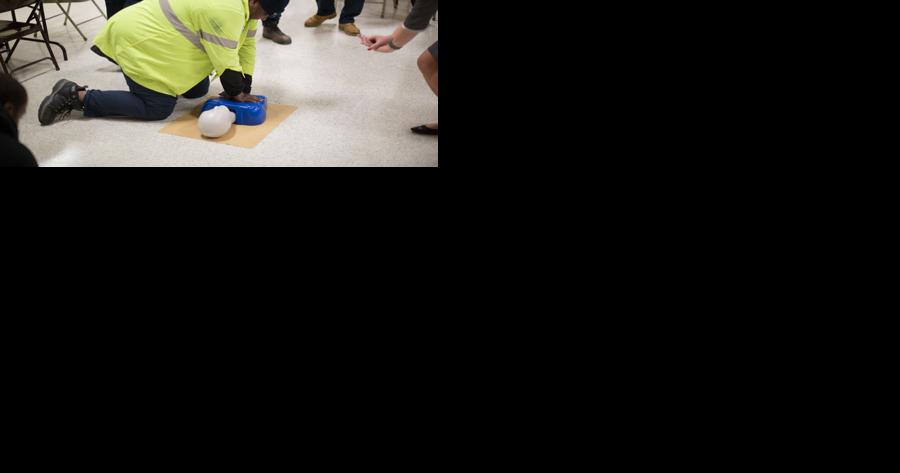 Campus Recreation & Wellness host CPR training for students and faculty - Vimarsana News