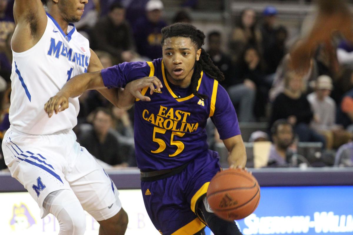 Williams Brings Shooting Touch To Ecu Thehook Piratemedia1 Com