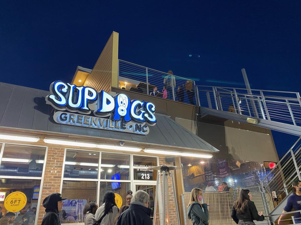 Sup Dogs loses the 2021 Barstool Best Bar competition The East