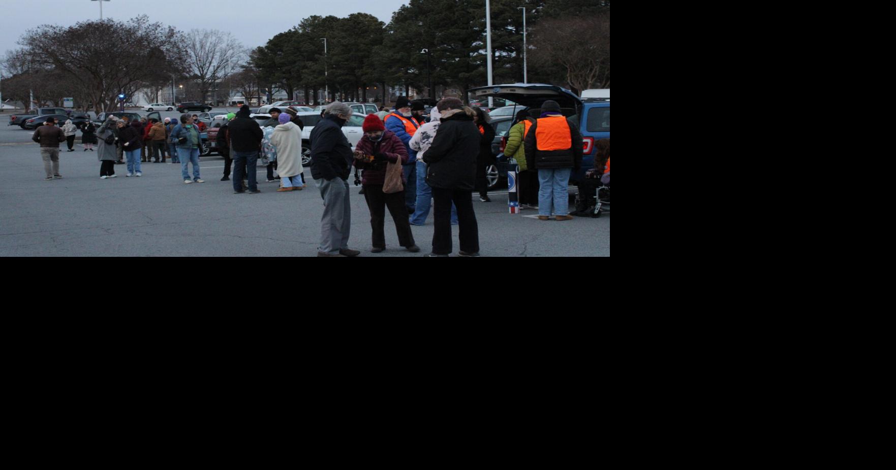 Vigil held for Alex Pretti