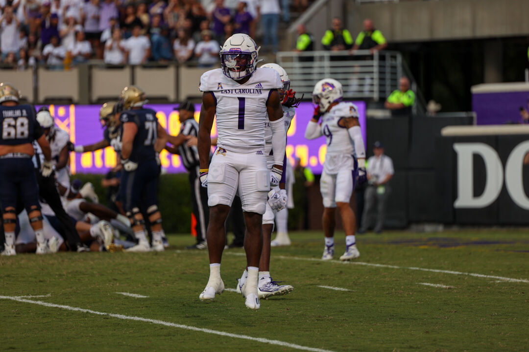 East Carolina Pirates defeat USF Bulls in AAC opener in Boca Raton