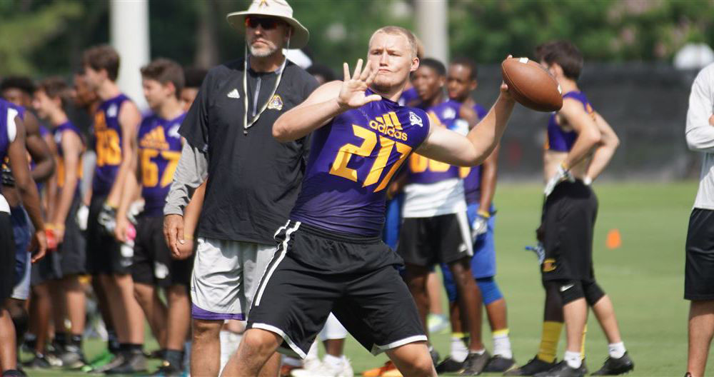 Nobody Loves Greenville More Than ECU Quarterback Holton Ahlers - Underdog  Dynasty