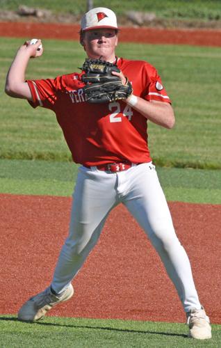 Baseball: Lakers, Vermillion Split Doubleheader, Sports